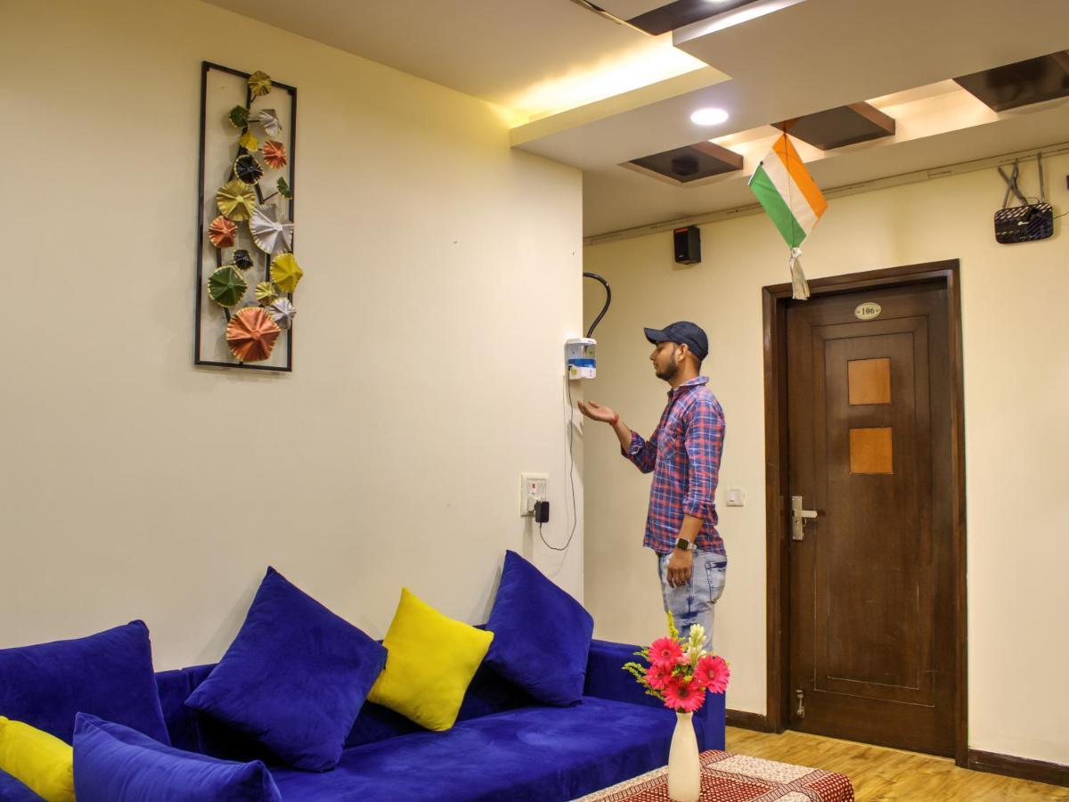 ניו דלהי Lime Stays B&B Gk-2 At Greater Kailash Metro South Delhi Nearby Saket Select City מראה חיצוני תמונה